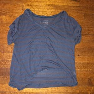 V neck tee